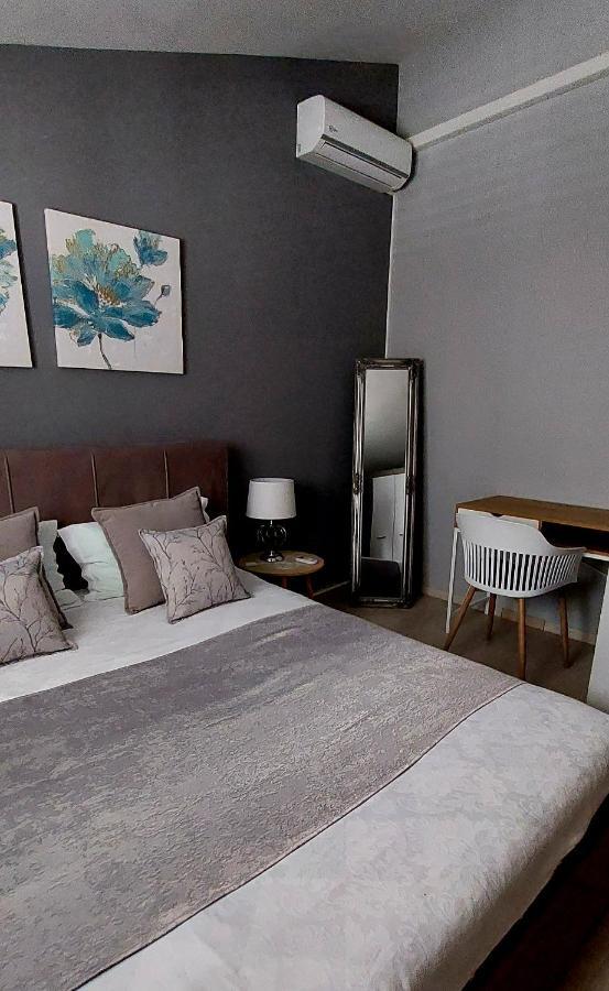 Apartaments Victoria ポレッチ エクステリア 写真